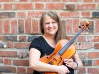 Cathleen Davis's Headshot